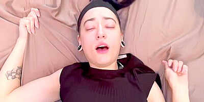 Petite White Pawg Reverse Cowgirl &amp, Oral Creampie