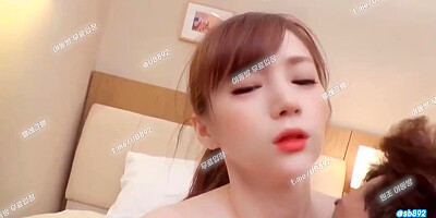 2215 참젖 거유 젖탱이 존나크네 꼭지도 작고 이쁨 풀버전은 텔레그램 UB892 온리팬스 트위터 한국 최신 국산 성인방 야동방 빨간방 Korea