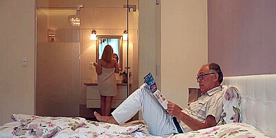 18 yo girl kissing and fucks her step dad in bedroom