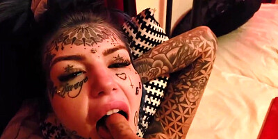 Tatted dark-haired, Amber Luke loves the way her paramour is pawing and poking her cunt