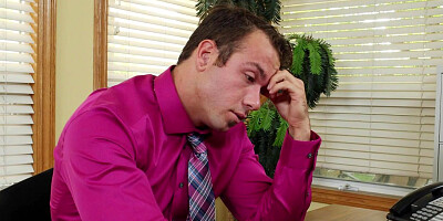 Redhead secretary pleases her boss in office