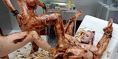 Power Fetish - Feet Penetration - Brittany Bardott, Brittany Bardot And Veronica Leal