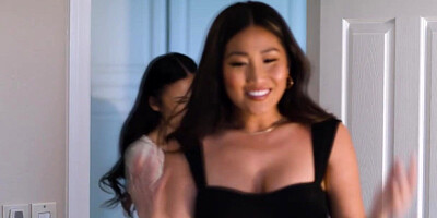 Jennie and Lulu makes intimate sex together