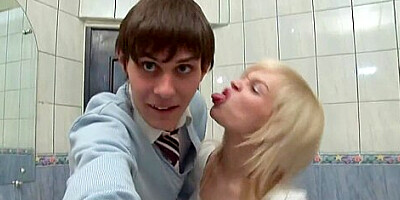 Taking a break for some sex in the toilet