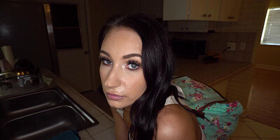 Tyler Steel fucks stepsister Alessia Luna