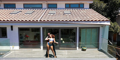 Ebony Bombshell Willow Ryder',s Perfect Ass Takes Deep Anal BBC Penetration