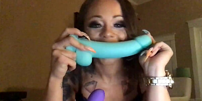 Stunning solo babe with cool tattoos uses dildos for webcam show