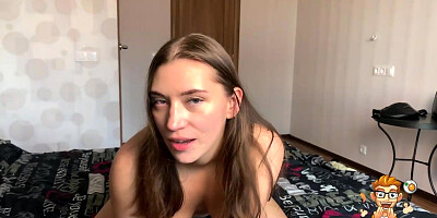 Cam girl masturbating on live cam