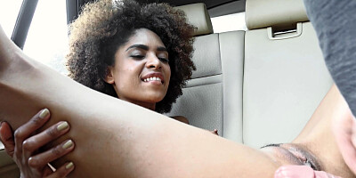 Ebony bitch Luna Corazon gets rough sex in the car