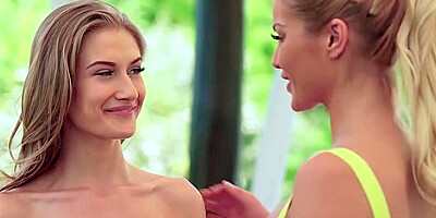 Milk Covered Hot Ebony Babe Hardcore Pussy Licking Foursome