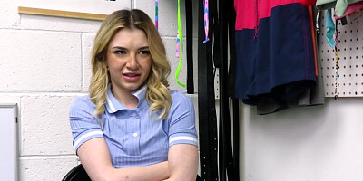 Hottie with freckles enjoys mall cops dick