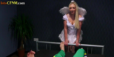 CFNM euro babes giving heavenly blowjob to hung sub