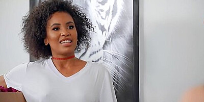 Demi Sutra In Breaks Up Fighting Sluts - Lesbian 3some