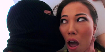 Kalina Ryu likes rough sex from behind