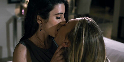 Adira Allure and her gf Serena Blair play anal games