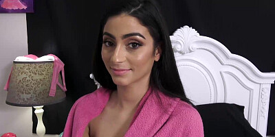 Jasmine Vega fucked her stepbro for a facial & some cash