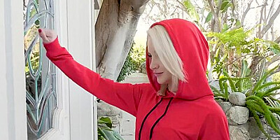 Lola Fae - Big Dick For The Princess