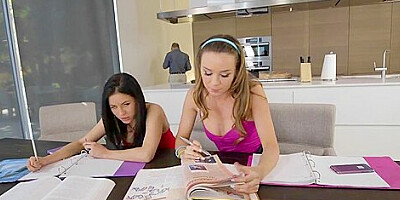 Lesbian Hotties Capri Anderson and Shyla Jennings