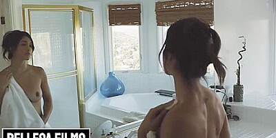 Brooklyn Gray And Mike Mancini In Horny Housewife Shows Her Husband Just What