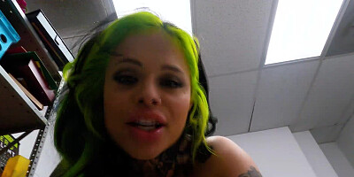 XWife Karen convince Jack to let her go