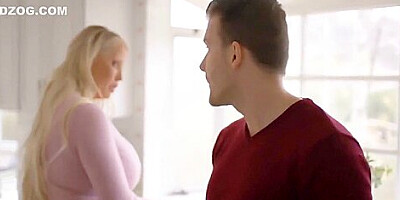 Horny Girlfriends Give Awesome Blowjob And Getting Fucked - Alura Jenson