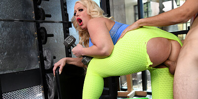 Gym sex with hot blonde MILF Alura Jenson