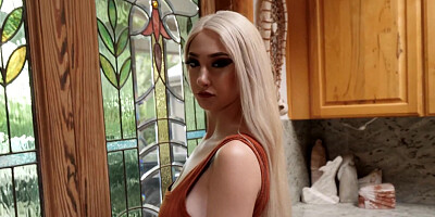 Skylar Vox with big natural tits and sex POV