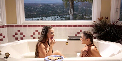 Lesbian Cassidy Klein n August Ames lick