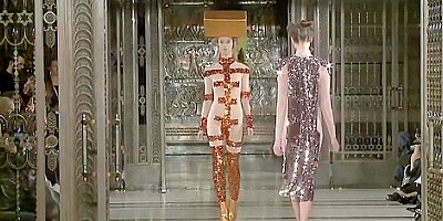 Fashionshow Nude Show Sexy Art