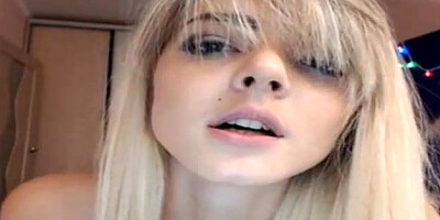 Silena Fox is a nice blondie honey who luvs flashing her cupcakes on live web cam