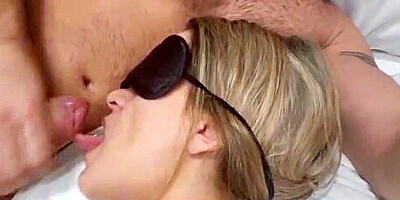 Morning Blowjob From My Stepsister