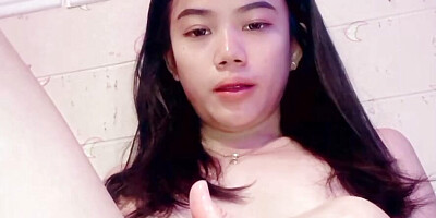Horny indo girl video call sex hard cum using dildo