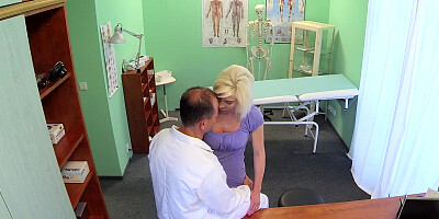 Horny Elen Sereas getting cummed on by doctor
