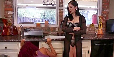 Orders A Plumber To The Sink And The Lea Lays Pipe - Lexi S, Lea Lexus And Daisy Ducati