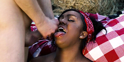 Markus Dupree bangs dark-skinned bitch outdoors