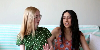 Cute Babe Fists a Hot Brunette