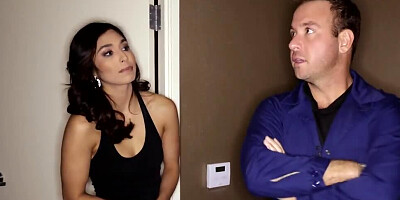 Reina Rae offers her body to the room service dude