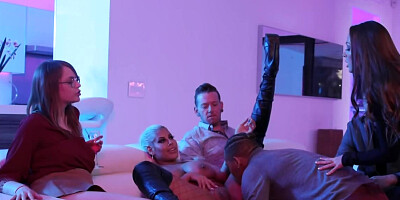 Hot gorup sex fuck party with amazing babes and big-dicked dudes