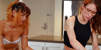 LESBIANSEXUALITY APRYL REIN + MILANA RICCI + SONIA SPARROW