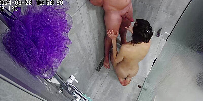 Real cheating. Wife and neighbour fuck in the bathroom. Video leak watch to the end