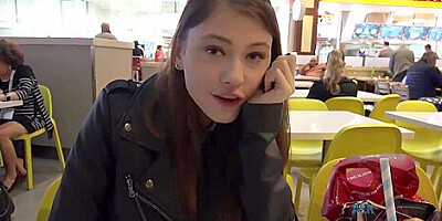 Hannah Makes It To Vegas - Hannah Hays