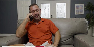 Gia OhMy gives her friend',s dad a sexy Daddy',s Day surprise