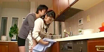 Chubby Japanese Housewife Gets Nailed In A Kitchen