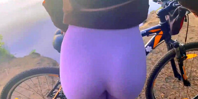 Massive backside, Russian honey is screaming while getting plumbed from the back, early in the morning