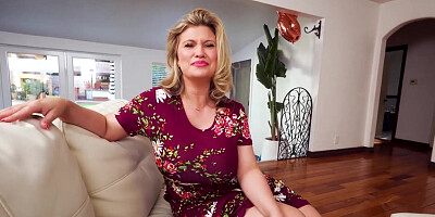 Golddigger stepmom wants to try anal sex