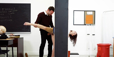 Cute coed is stuck and teacher takes advantage of it to fuck her