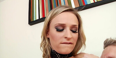 Skinny tanned beauty Emma Hix has hot anal sex