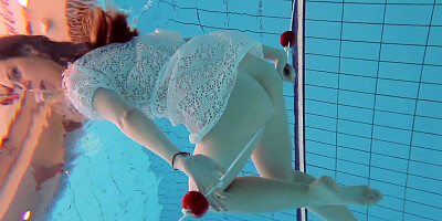 Katy Soroka Furry Nubile Underwater