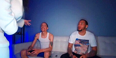 Slutty Stepmom 2 Stepsons - Macana Man And Queen Rogue