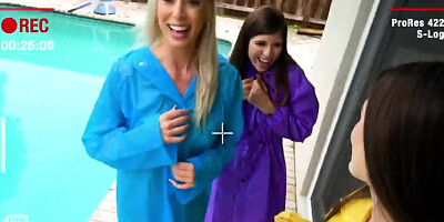 Girlfriends flashing up in underwear for a 4some bang